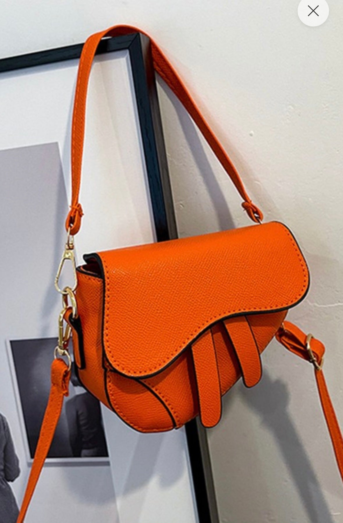 Mini curvy bag