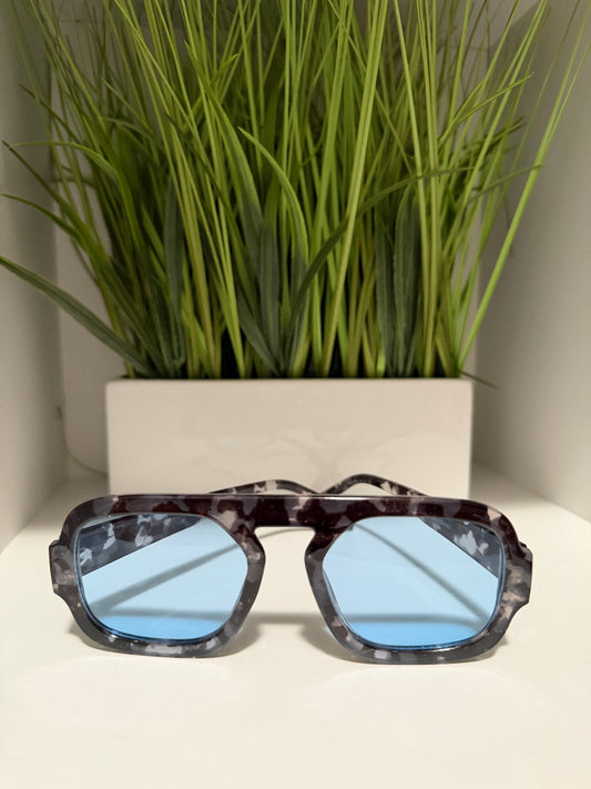 Retro Aviator sunglasses