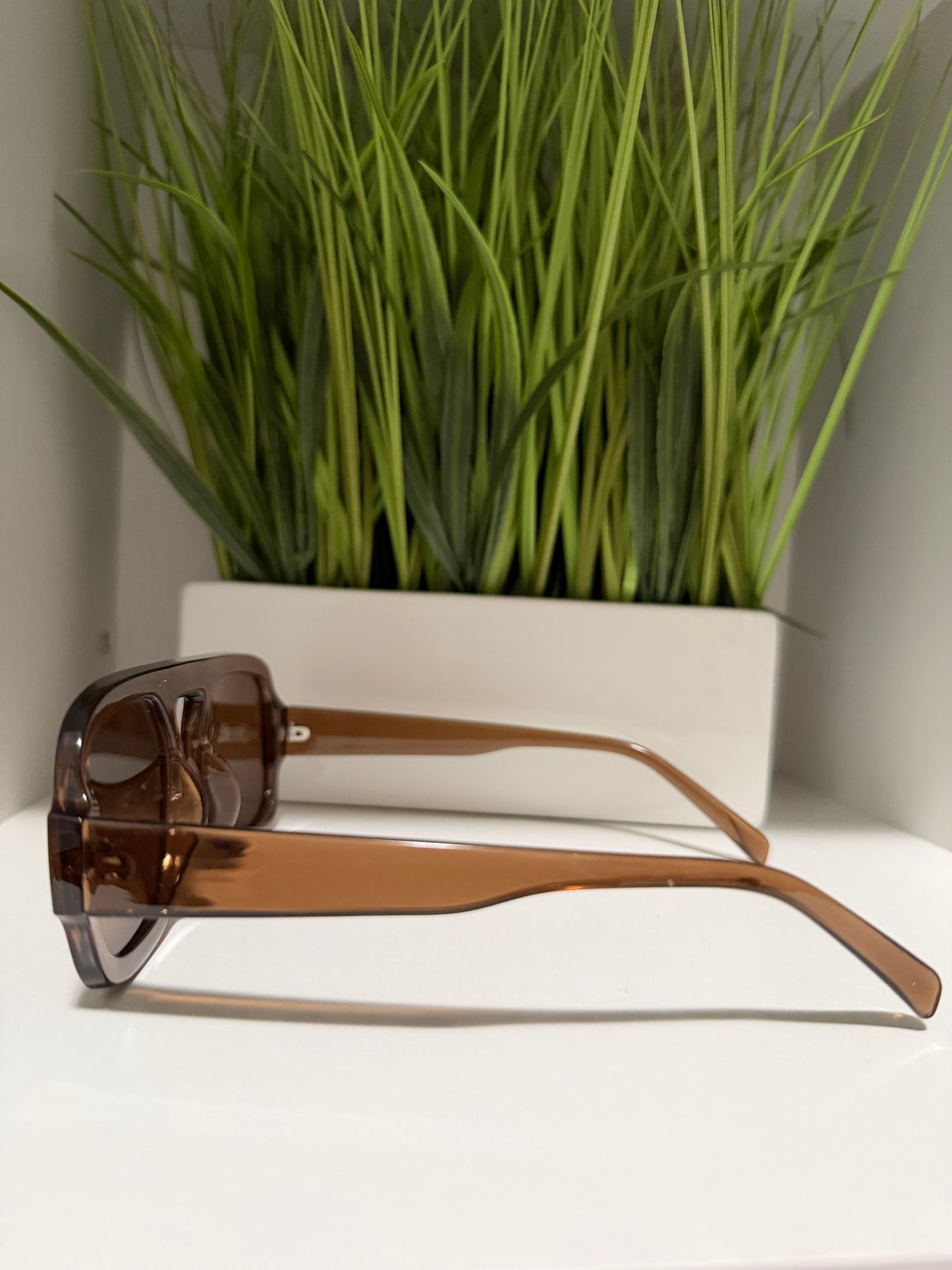 Retro Aviator sunglasses